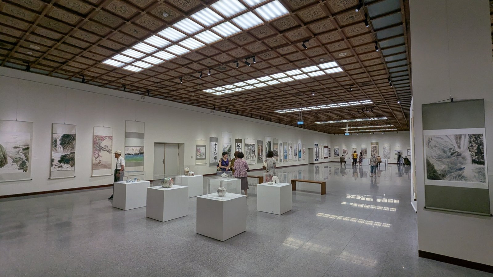 2025年中華九九書畫會 中正紀念堂聯展（RUMOTAN拍攝）