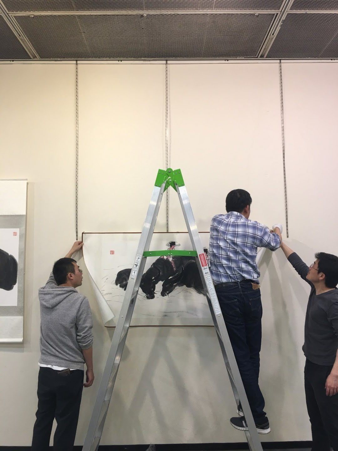 日展審查員聯展佈展過程