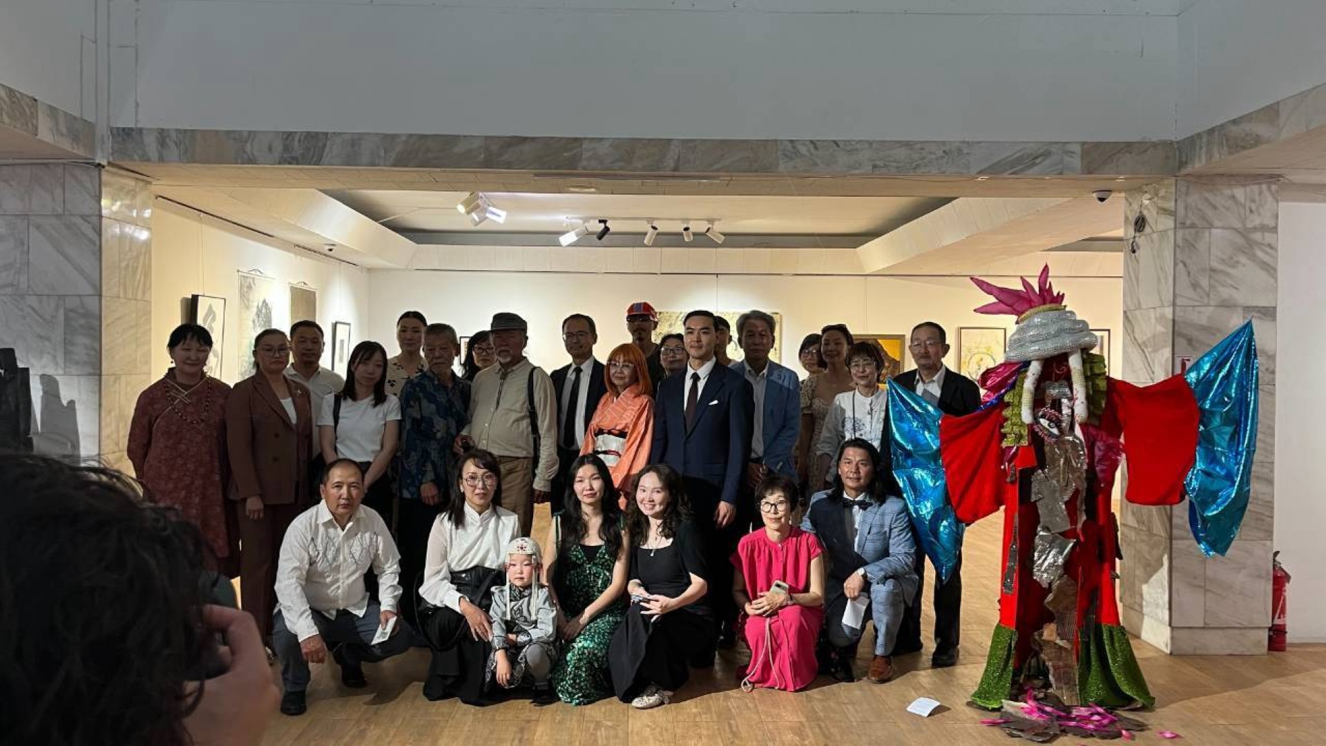 蒙古國立現代美術館展覽現場(National Art Gallery of Mongolia)STARS IN MONGOLIA AND JAPAN