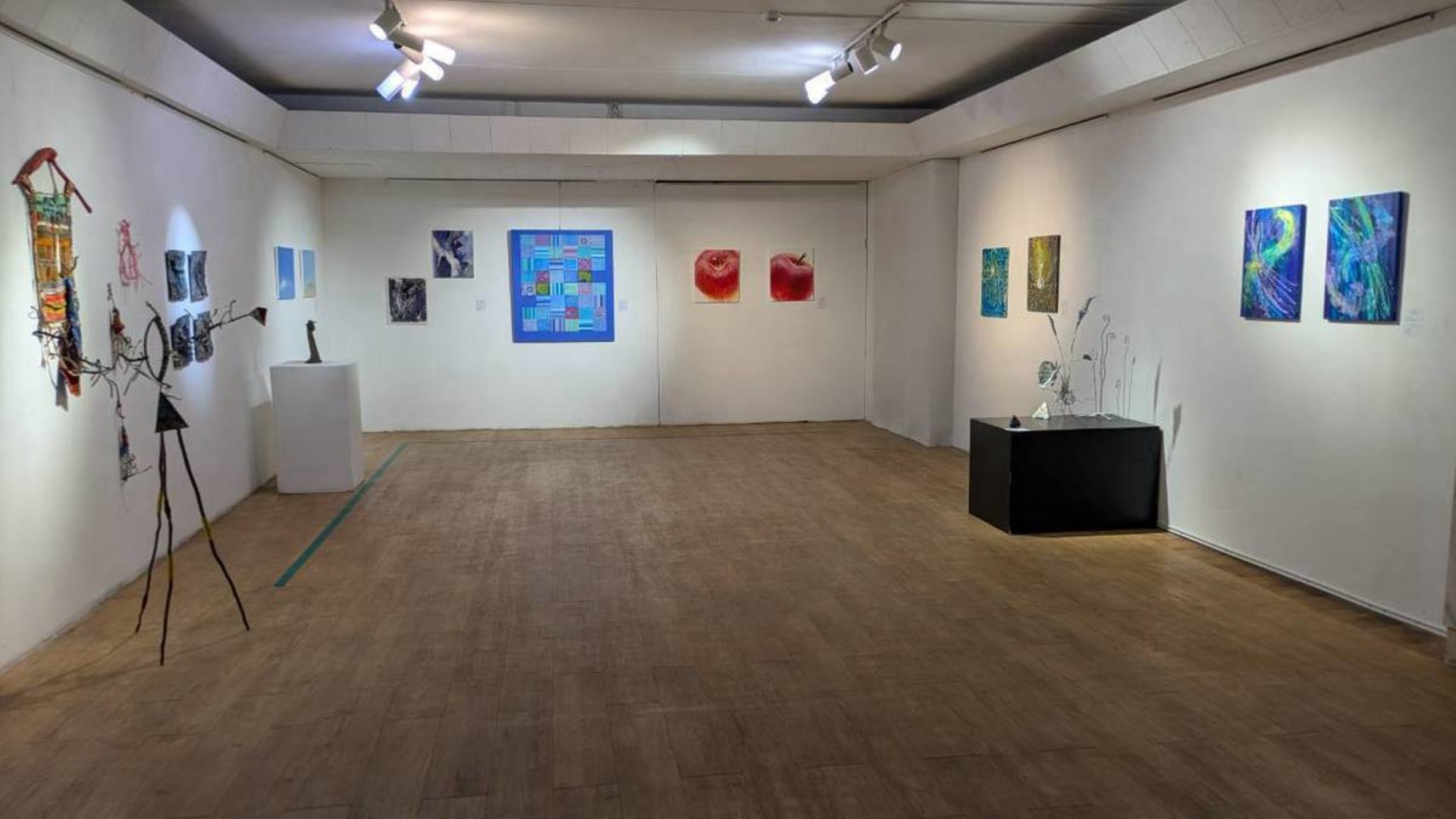 蒙古國立現代美術館展覽現場(National Art Gallery of Mongolia)STARS IN MONGOLIA AND JAPAN