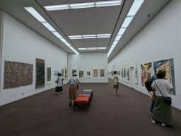《台灣日本國際交流展》日本國立東京都美術館展-〈日本第十二回東京現展〉：展覽現場之一