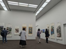 《台灣日本國際交流展》日本國立東京都美術館展-〈日本第十二回東京現展〉：展覽現場之一